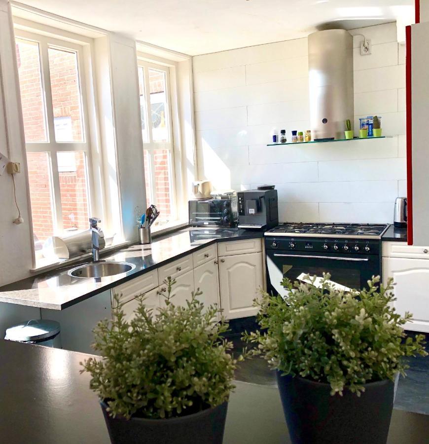 Ruime Studio 'In De Drie Koningen' In Hartje Middelburg Luaran gambar